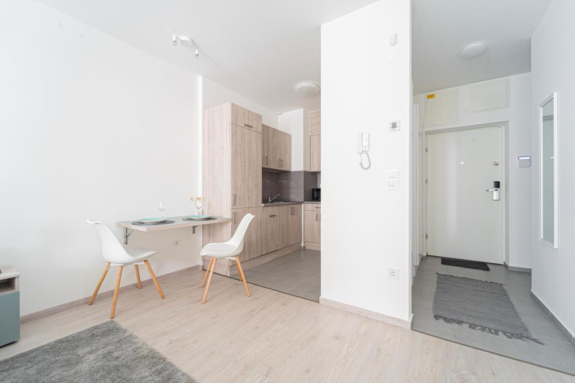 Westside Garden Apartments By Urbanrent Budapest Exterior photo
